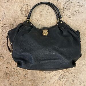 Louis Vuitton Mahina Monogram Black Leather Hobo